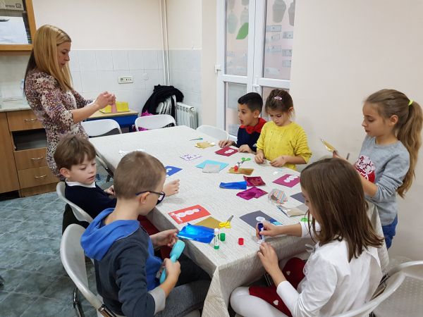 79100062 1517125731771921 3822314893923581952 O