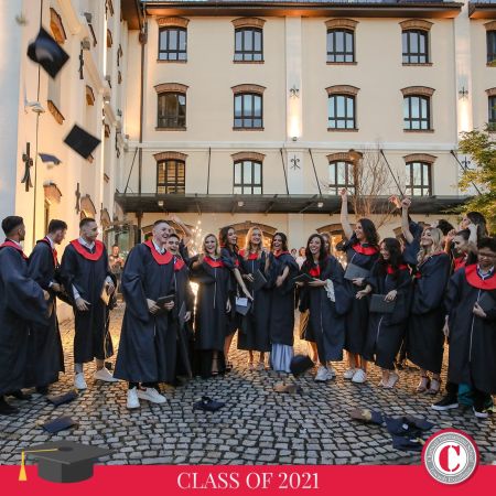 202981324 2033307643487058 8379427823093664939 N